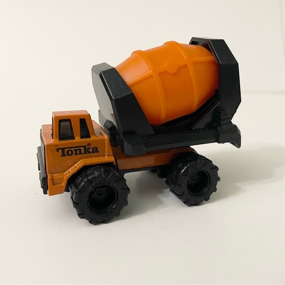 Vintage 1992 Mini Tonka Cement Truck Construction Vehicle Cement Mixer - Picture 15 of 15